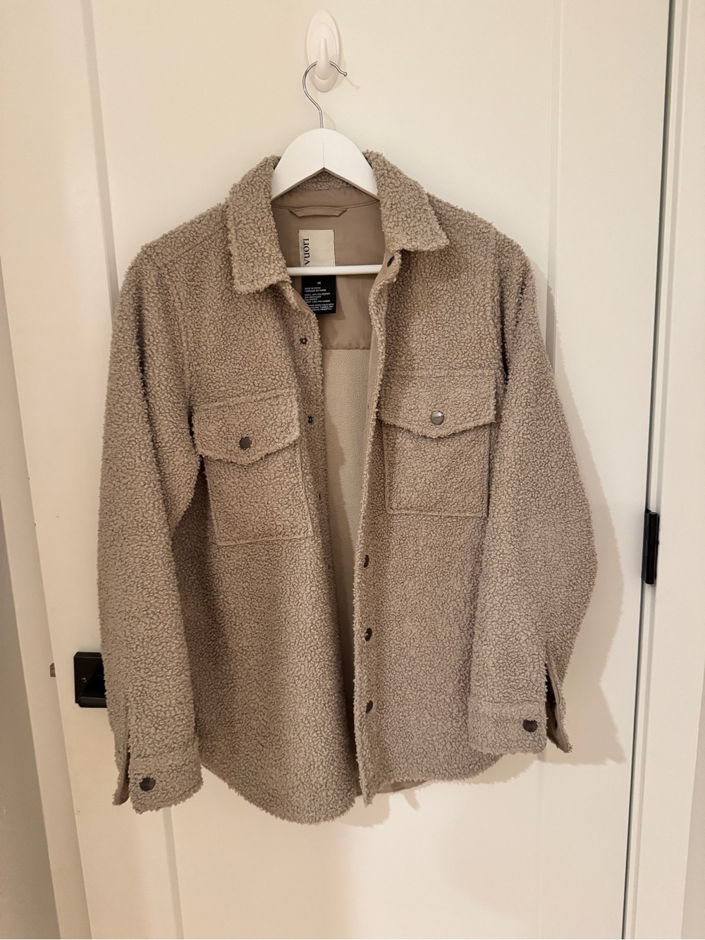 Women’s Vuori Sherpa Shacket Jacket - Beige